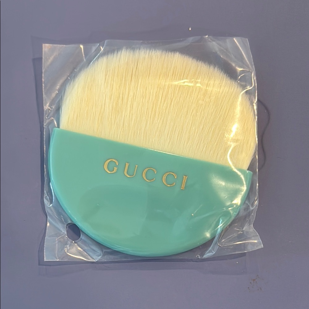 Mini Gucci Bronzer Brush